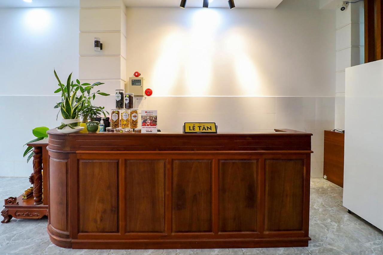 Hotel Reddoorz Luxury Vuon Lai Ho Chi Minh City